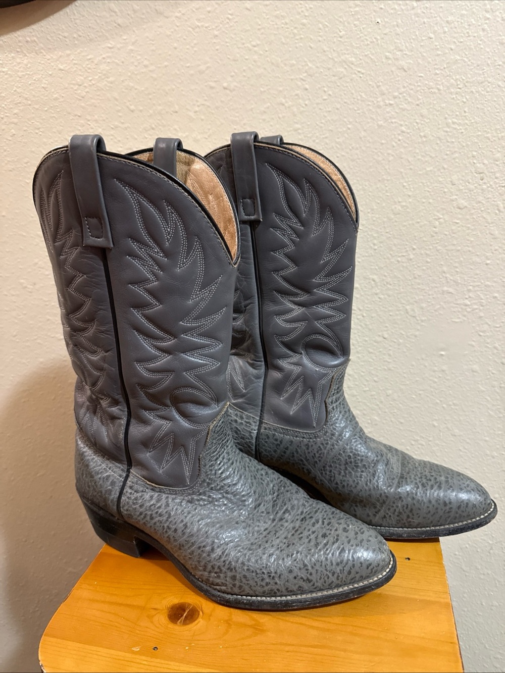 Palomino Men's Grey Western Cowboy Boots - Classic Embroidered Shaft